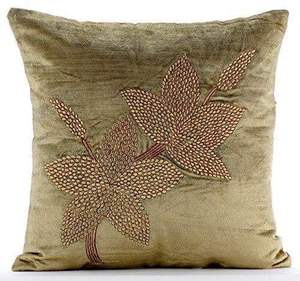 Housse de coussin perlée artistique et abordable avec broderie détaillée pour canapé, fauteuil d'appoint et décoration élégante de chambre à coucher - Product Image 6