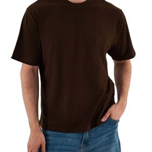 T-shirt Homme Premium Marron Texturé à Manches Courtes et Col Rond, Tissé de Haute Qualité 100% Coton Écologique, Basique Raffiné - Product Image 1