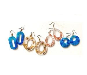 Nouvelles boucles d'oreilles créoles de luxe en acrylique rose avec motif floral, bijoux tendance pour femme, élégantes pour les fêtes et mariages - Product Image 6