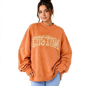 Sudadera Varsity Personalizada al por Mayor con Parches Bordados, Cuello Redondo, Texto Personalizado, Regalo para Mamá, Marca Personalizada - Product Image 1