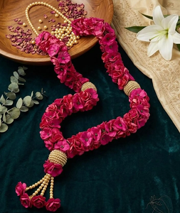 Traditional Pink <b>Rose</b> Floral Varmala <b>Garland</b> with Gold Pearl Embellishment Indian Wedding Jaimala Mala for Bride Groom Exchange - Product Image 3
