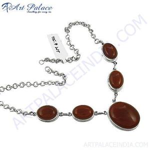 Collar de Plata de Ley 925 con Ónix Rojo Brillante, Cadena con Eslabones Cabstone para Mujer, Ideal para Bodas y Aniversarios - Product Image 2