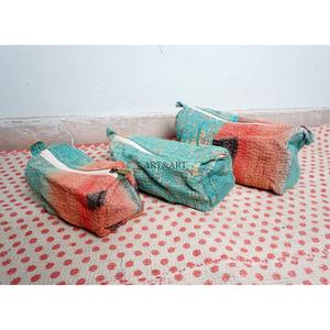Ensemble de trois pochettes Kantha en coton faites à la main, patchwork, pochette cosmétique, cadeaux pour elle, pochette indienne faite à la main - Product Image 3