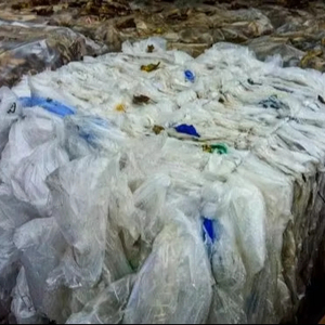 Película de LDPE de Alta Calidad para Reciclaje, Pellets de Plástico de Desecho, Materiales de Película de Polietileno Reutilizables - Product Image 1