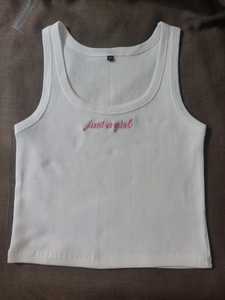 Camiseta sin mangas de algodón blanco con cuentas hechas a mano con la bandera de EE. UU., cuello redondo, chaleco de verano para mujer, ropa informal para fiestas y actividades al aire libre. - Product Image 3