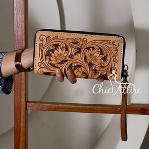 Cartera de Cuero Genuino con Diseño Floral de Lujo 2026, Estilo Occidental, con Cierre y Espacio para Tarjetas de Crédito y Cajero Automático - Product Image 1