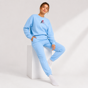 stylish <b>woman</b> <b>sweatshirt</b> <b>lightweight</b> breathable fabric warm cozy interior modern casual outfit comfortable fit daily fashion - Product Image 5