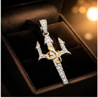 Collier tendance en or massif 10 carats avec pendentifs Trishul personnalisés en moissanite, bijoux fins à symboles hindous, cadeau religieux unisexe
