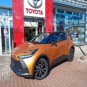 Toyota C HR 2.0 Hybrid SUV Automatic Navigation Rear View <b>Camera</b> Apple CarPlay Android Auto Low Mileage Used Car - Product Image 1