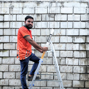 Échelle en aluminium durable à forte capacité de charge, idéale pour un usage domestique et industriel. - Product Image 5