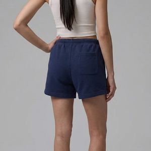Shorts en polaire pour femmes / Shorts de sport d'été de haute qualité pour femmes / Shorts de jogging en polaire 100% avec cordon de serrage à la taille pour femmes - Product Image 2