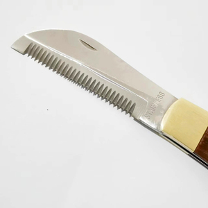 Cuchilla Plegable Fina para Recortar Pezuñas, Crines y Cola de Caballo - Product Image 3