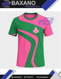 Alfa |   Kapa |   Camiseta de Manga Corta para Hombre Alpha Sorority, Estampado Geométrico Verde y Rosa, Corte Regular, 100% Algodón, Transpirable - Product Image 4