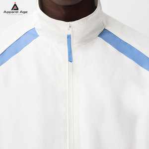 เสื้อแจ็คเก็ตผู้ชายแบบสปอร์ตไซส์ใหญ่  โลโก้สั่งทำได้  ผ้าโพลีเอสเตอร์  คอตั้ง  ติดกระดุม  กันลม  มีกระเป๋าข้างสองช่อง - Product Image 4