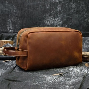 Bolsas de cosméticos de cuero de la mejor calidad, elegantes, ecológicas, con cierre de cremallera, portátiles, impermeables, para maquillaje, precio al por mayor. - Product Image 1