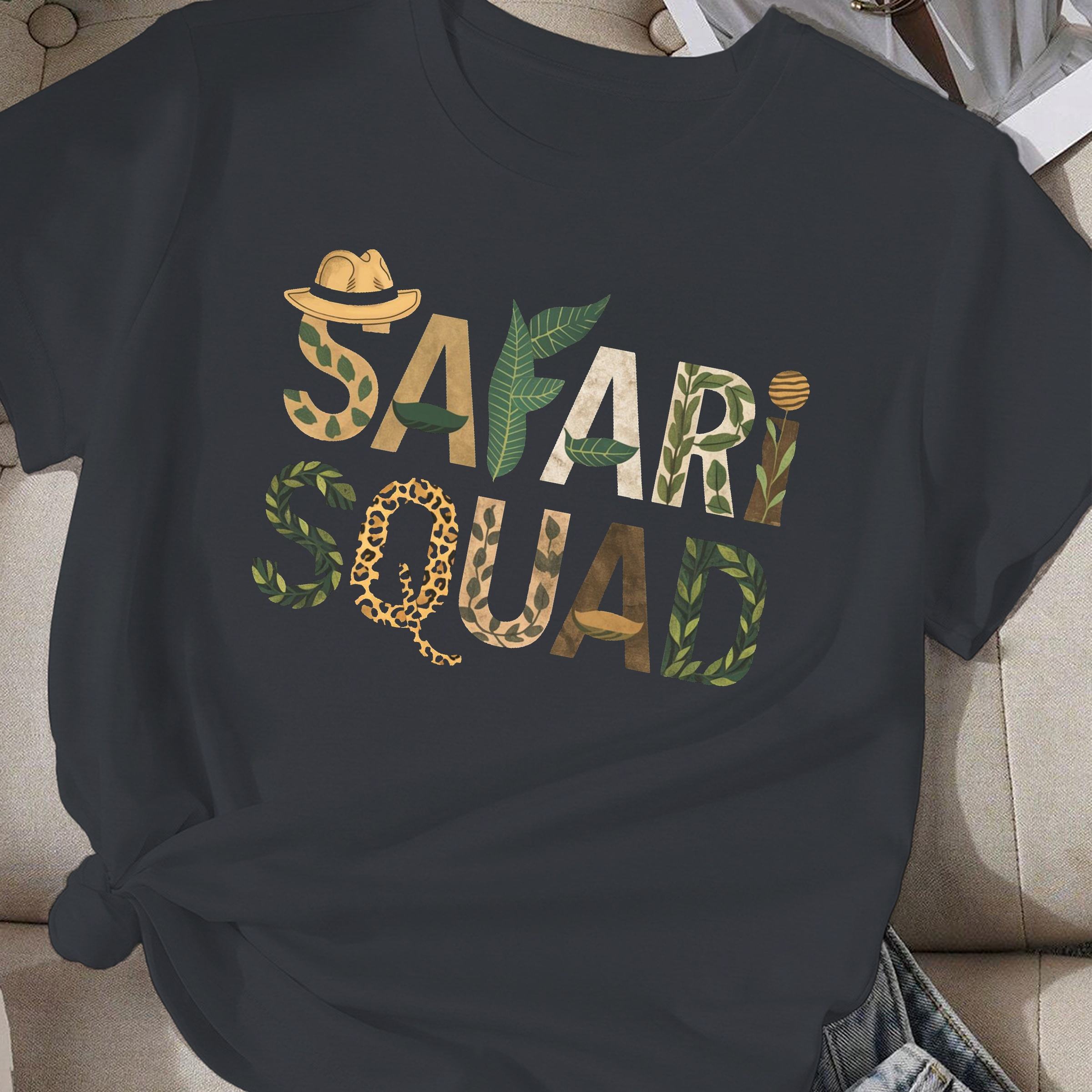 สีเทาเข้ม