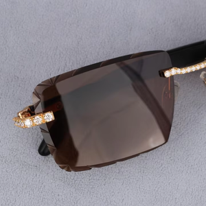 Lunettes de soleil carrées unisexes inspirées de la moissanite avec protection UV400, verres antireflets, lunettes de créateur durables et tendance - Product Image 2