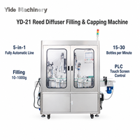 Machine de remplissage entièrement automatique pour diffuseurs à bâtonnets, machine de remplissage et de bouchage de liquides et d'huiles parfumées pour flacons de parfum