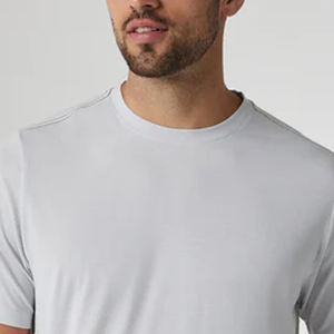 Prix d'usine avantageux pour les acheteurs en gros / T-shirt pour homme avec logo personnalisé, manches courtes et design de haute qualité - Product Image 2