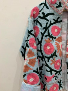 Veste Suzani brodée, veste bomber tissée à la main, veste à manches chauve-souris, poignets étroits, veste ample pour femmes au meilleur prix - Product Image 4