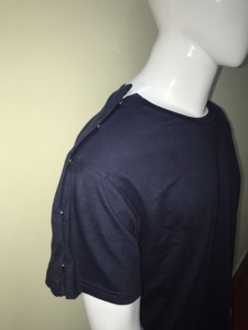 T-shirts à boutons-pression unisexes pour hommes, décontractés, unis, 100 % coton, à manches courtes, en jersey, avec accès double côté pour la rééducation post-chirurgicale - Product Image 2