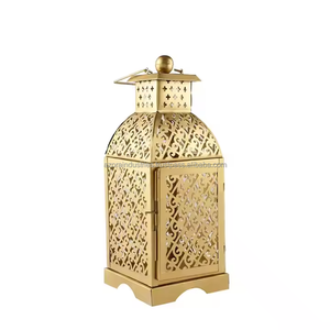 Décor à la maison lanterne vintage marocaine pour accrocher et bureau à la fois bougeoir en métal lanterne de créateur découpée au laser - Product Image 2