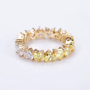 Bague en or jaune pour femme avec diamant taille cœur, couleur fantaisie, bijou de fiançailles classique - Product Image 1