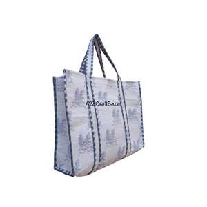 Sac fourre-tout à bandoulière longue en coton matelassé fait main pour femme, écologique, style bohème indien, grand sac de plage rayé pour le shopping - Product Image 2