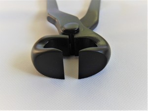 ที่ตัดแต่งกีบม้าคุณภาพสูง ขอบคม สำหรับการตัดแต่งและปรับแต่งกีบม้าอย่างง่ายดาย ผลิตภัณฑ์สำหรับการดูแลม้า - Product Image 5