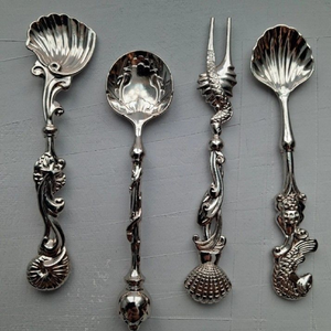 Magnifique ensemble de couverts vintage en argent, orné de magnifiques cabochons en nacre, disponible au prix de gros. - Product Image 4