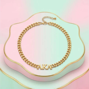 Collier en or avec lettres grecques AKA pour femmes, chaîne cubaine, bijoux tendance, pendentif doré, cadeau élégant - Product Image 4