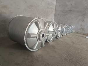 Machine de rotomoulage entièrement automatique pour la fabrication de réservoirs d'eau en plastique |   Machine de moulage par rotation industrielle - Product Image 3