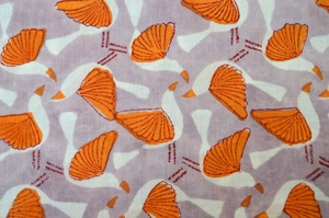 Wholesale Combed Eco-Friendly Hand Block Printed <b>Bird</b> Cotton Fabric 80 GSM 44 Inch Wide Lilac Orange Cambric Dresses <b>Shirts</b> - Product Image 4