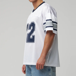 Camiseta Deportiva Ligera de Malla, Personalizable con Nombre y Número, Estilo Retro, Corte Cuadrado, para Fanáticos del Fútbol Americano - Product Image 3