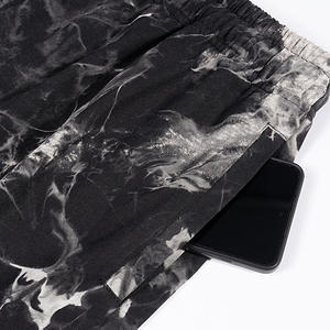 Pantalones cortos Bermuda de algodón 100% premium al por mayor, con cierre de cordón, transpirables, estilo casual, teñidos con técnica tie-dye, para hombre. - Product Image 3
