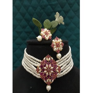 Conjunto de Collar Clásico de Latón Chapado en Oro con Moissanita e Imitación de Perla para Fiesta, Ideal para Bodas de Mujer - Product Image 2