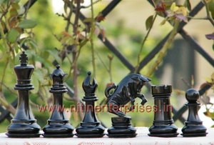 <b>Wooden</b> <b>Chess</b> <b>Set</b> Bull Design Handmade Silicone Pieces Durable Cardboard Table Children's Entertainment Board - Product Image 2