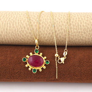 Collar con colgante de estilo moderno con gemas de rubí y jade, adornado con piedras de cuarzo esmeralda y circonitas, chapado en oro, con cadena ajustable. - Product Image 2