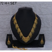 Nouvelle collection de bijoux français : Magnifique ensemble de bijoux en diamants rouges artificiels, haute qualité, style français, vente en gros de colliers de luxe.