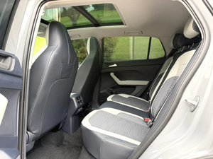 V.W Touran 1.5L Turbo Nouveau Modèle Spacieux MPV Familial Automatique Sièges en Tissu Faible Consommation de Carburant - Product Image 6
