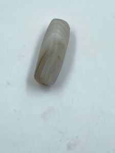 Agate naturelle de forme cylindrique, pierre précieuse de joaillerie fine, couleur beige, 16,88 carats, fournisseur indien R.K. GEMS JEWELLER - Product Image 3