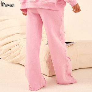 Pantalones de chándal de felpa francesa gruesa para mujer al por mayor – Joggers de algodón de pierna ancha extragrandes con dobladillo sin rematar - Product Image 4