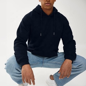 Nouveauté : Sweat-shirts à capuche personnalisables pour hommes – Vente en gros de sweats en coton vierges avec design uni et doublure, disponibles en grande quantité - Product Image 6