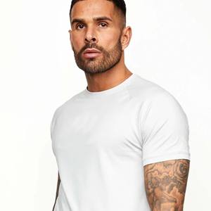 Ensemble décontracté d'été pour homme, t-shirt et short amples à manches courtes, qualité supérieure, personnalisable en usine - Product Image 5