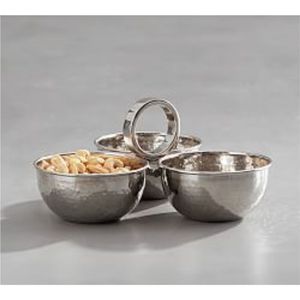 Ensemble de 3 bols de service en métal artisanal, finition martelée argentée, plat à collation décoratif pour fête, plateau de service pour bonbons, noix et apéritifs - Product Image 1