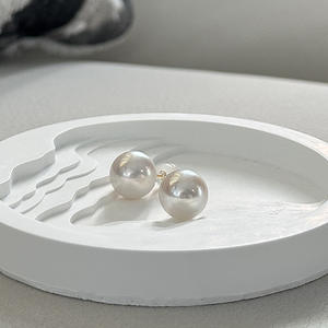 Boucles d'oreilles en argent 925 avec perles d'eau douce naturelles de Zhuji, or 18 carats, perles rondes de 10-11 mm, blanc éclatant - Product Image 1