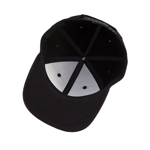 High Quality 100% Polyester <b>Flat</b> Brim Snapback <b>Cap</b> 3D Embroidery Chrome Heat Bows Pattern Baseball <b>Hat</b> Sporty Formal Style - Product Image 3