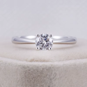 Anillo de Compromiso de Diamante Redondo de Corte Brillante Platino, Estilo Clásico, Certificado IGI, para Mujer - Product Image 4