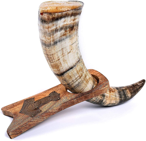 Soporte de cuerno de búfalo hecho a mano con logotipo personalizado para decoración rústica del hogar, exhibición de cuerno vikingo y artículos de bebida tradicionales a bajo precio. - Product Image 4