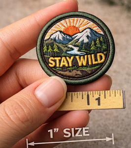 Parche Bordado 'Stay Wild' de 2.5 Pulgadas con Decoración en Espiral, Ideal para Gorras, Chaquetas, Bolsos y Manualidades - Product Image 3